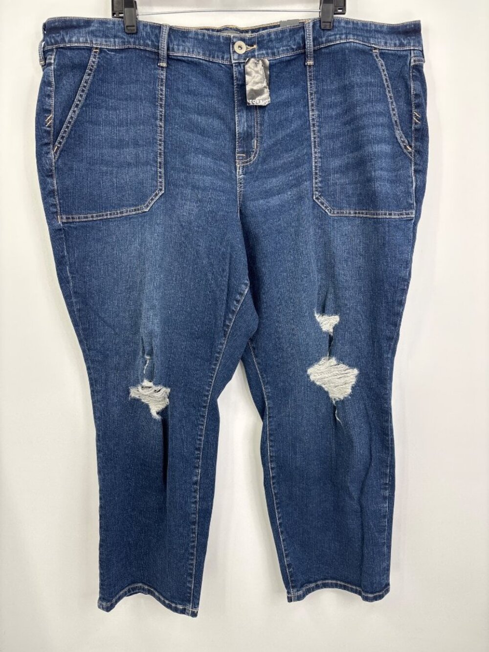 Torrid Perfect Boyfriend Distressed Ankle Crop Jean Size 26 NEW